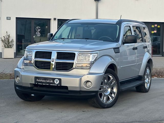 Dodge Nitro SXT *Leder*SHZ*4x4*SD*PDC*AHK*