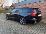 Volvo V60 T5 AWD R-Design, 250 PS,  Automatik, LED - Volvo V60: Ps
