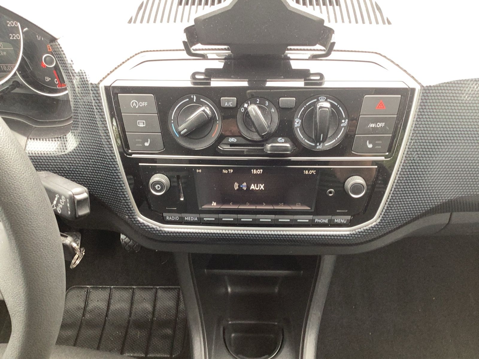 Fahrzeugabbildung Volkswagen up! CLIMATIC SHZ GRA PDC NSW