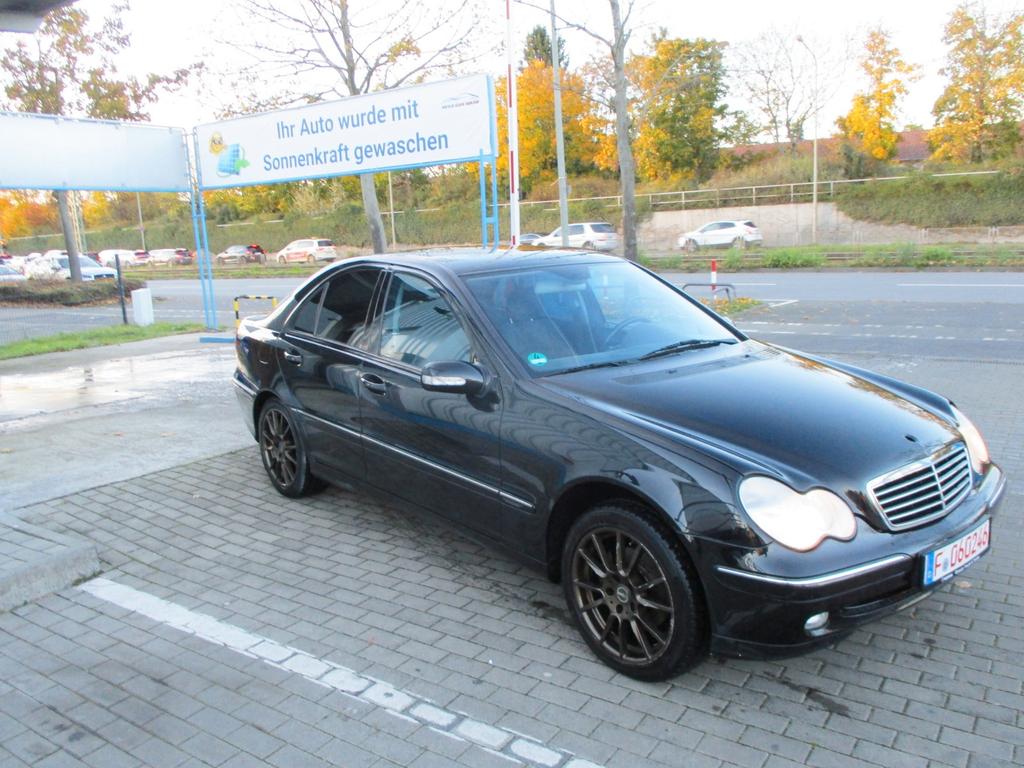 Mercedes-Benz C 180