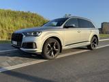Audi Q7 55 TFSI quattro tiptronic S line S line - Audi Q7: Silber
