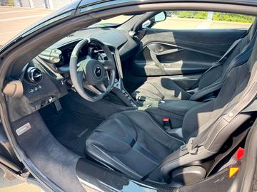 صورة مصغرة 11 لـ 2024 Mclaren 750S