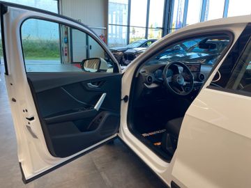 Audi Q2 35 TFSI *Virtuel*Xenon*Navi*Klima*