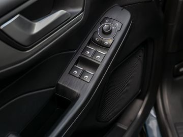 Ford Kuga 2.5 Hybrid Titanium X Stauassistent Kamera