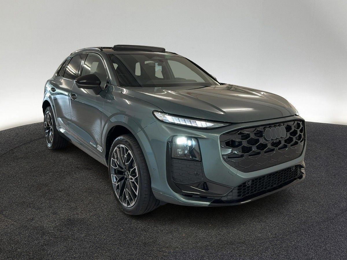 Audi Q3 SUV e-hybrid S tronic foto 8