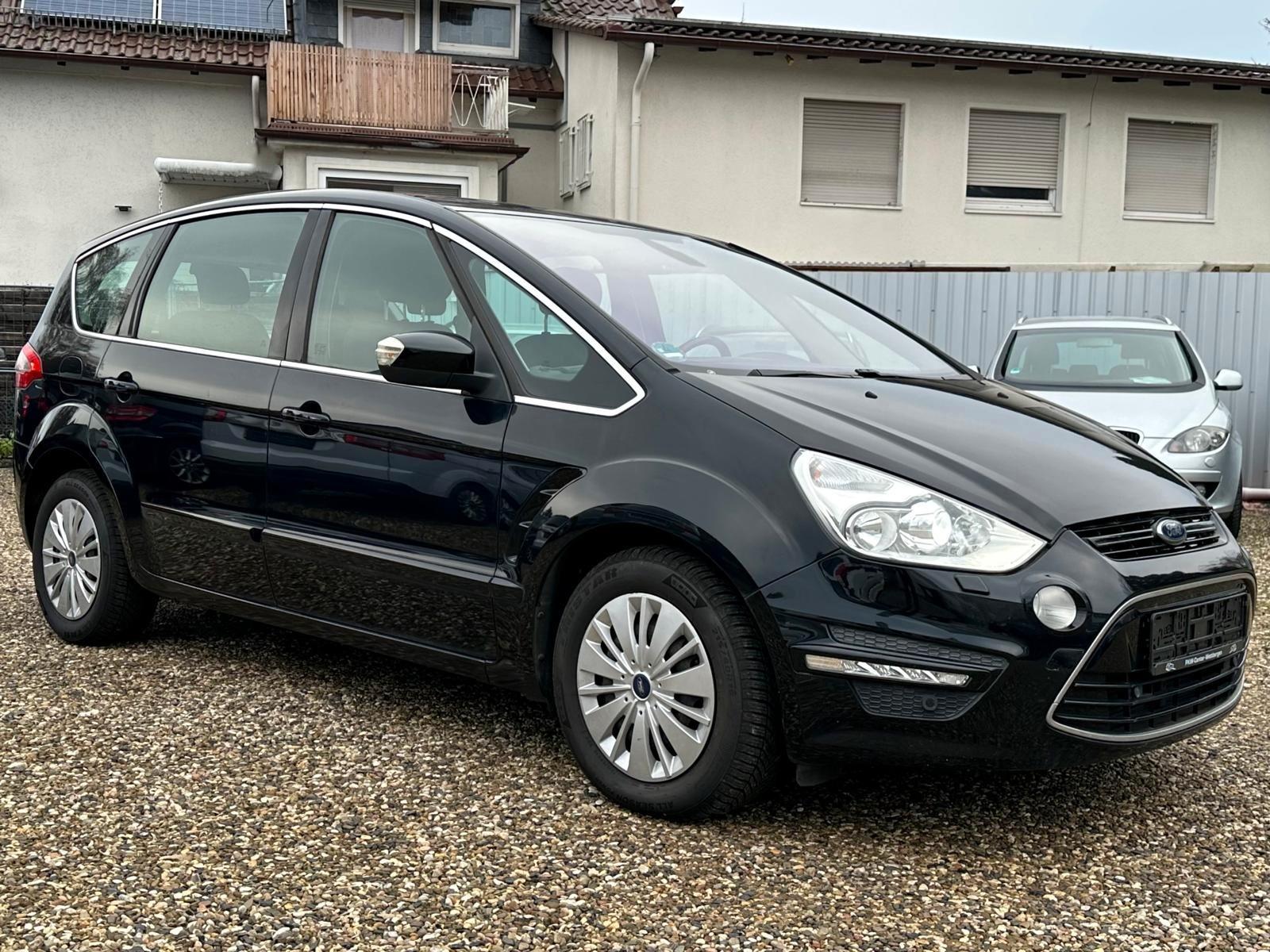 Ford S-Max 2.0 Titanium SHZ PDC AHK Xenon Automatik