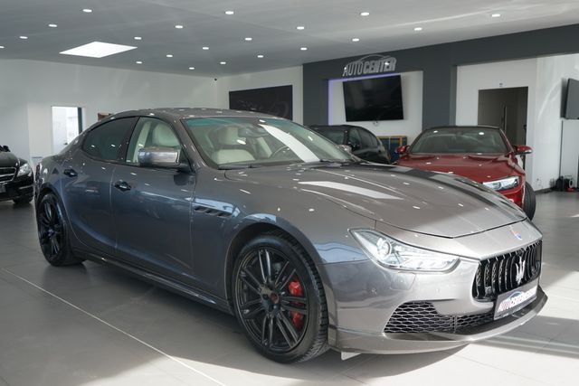 Maserati Ghibli Q4 S+NAVI+KAMERA+455PS+Motorschaden