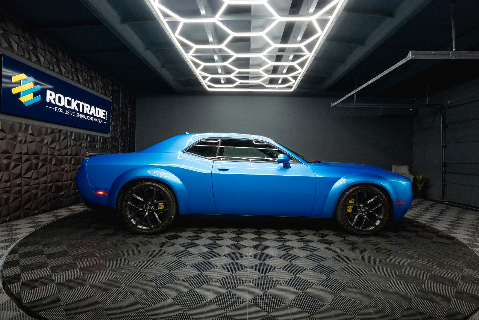 Fahrzeugabbildung Dodge Challenger 5.7 V8 R/T+ SRT WIDE BODY *LED*19%*