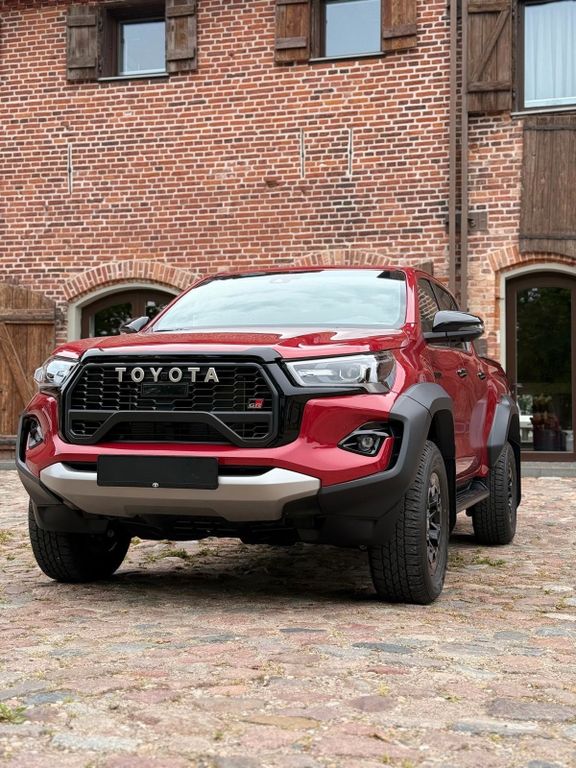Toyota Hilux GR Sport MY 2025