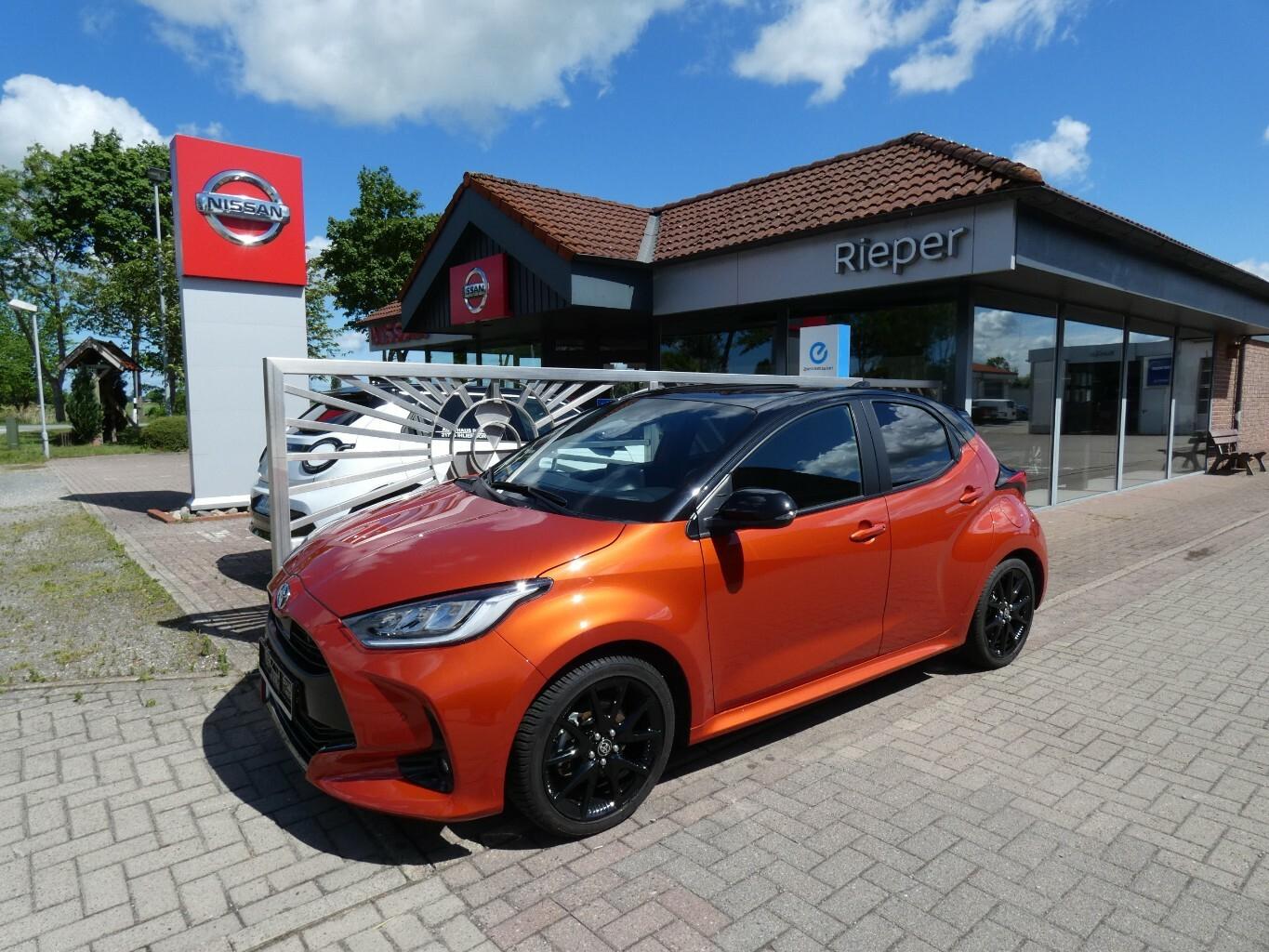 Toyota Yaris Hybrid Style / 92 PS