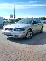 Volvo V40 1.9d - Volvo V40: 1.9