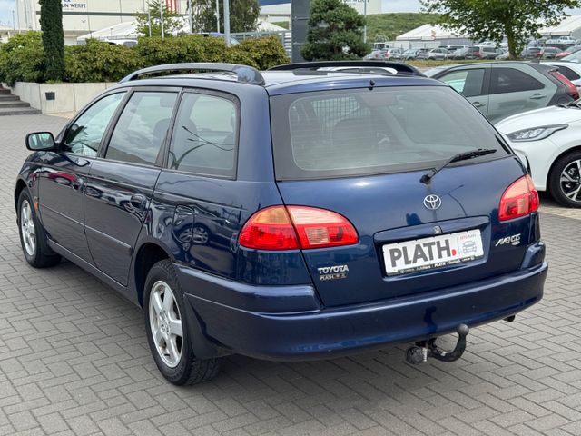 Toyota Avensis  1.8 Style