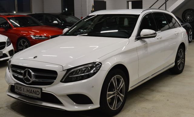 Mercedes-Benz C 220 T d 4-Matic/LED/Comand/Kamera/Apple+Androi