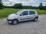 Renault Clio - gebrauchte Renault Clio aus dem Jahr 2000
