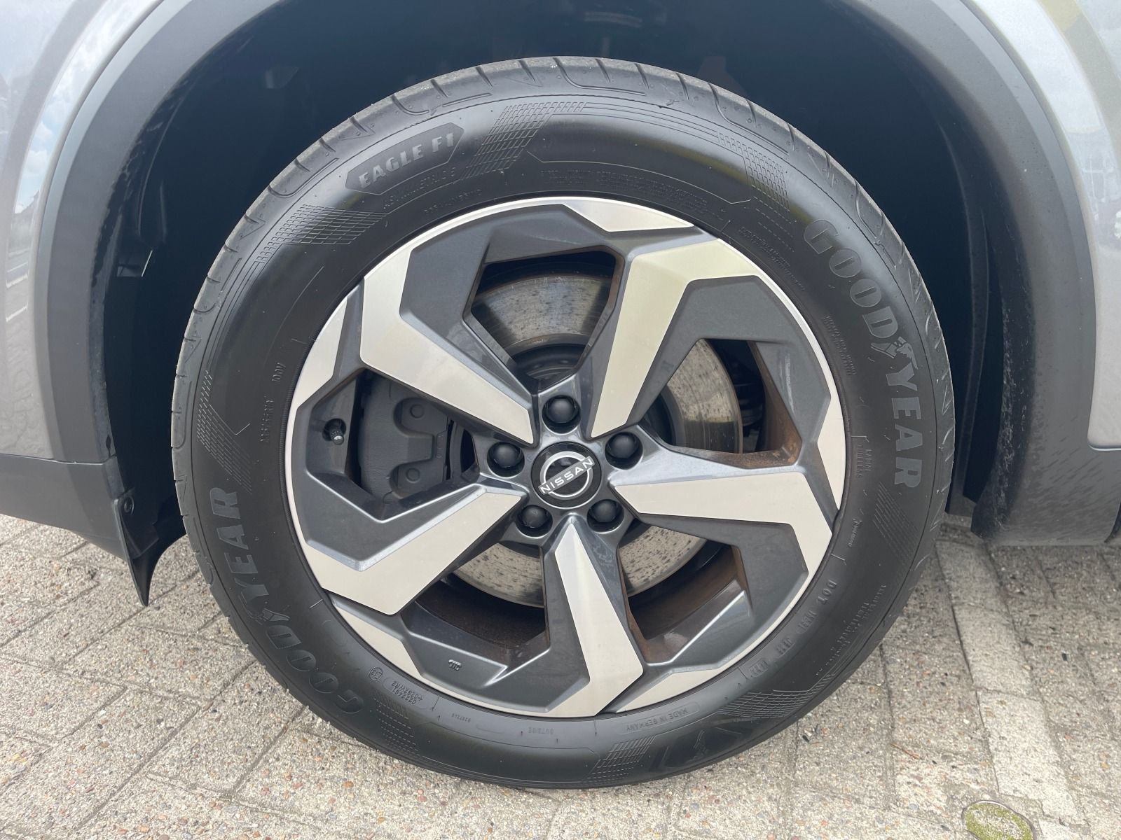 Fahrzeugabbildung Nissan Qashqai 1.5 e-Power N-Connecta Pano/360°Kamera