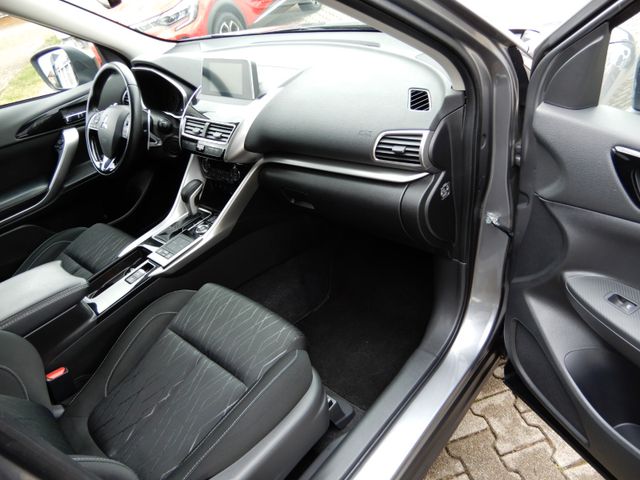 Fahrzeugabbildung Mitsubishi Eclipse Cross 2.2 DiD Active+ 4WD Aut. LED Mwst