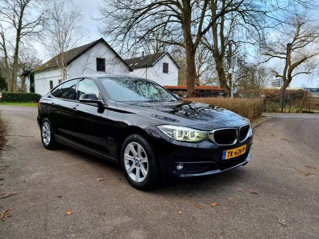 BMW 320i Gran Turismo