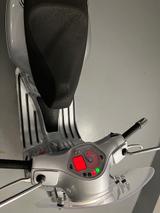 Vespa GTS 250 i.e. erst 13.900 km Garagenfahrzeug - Offers