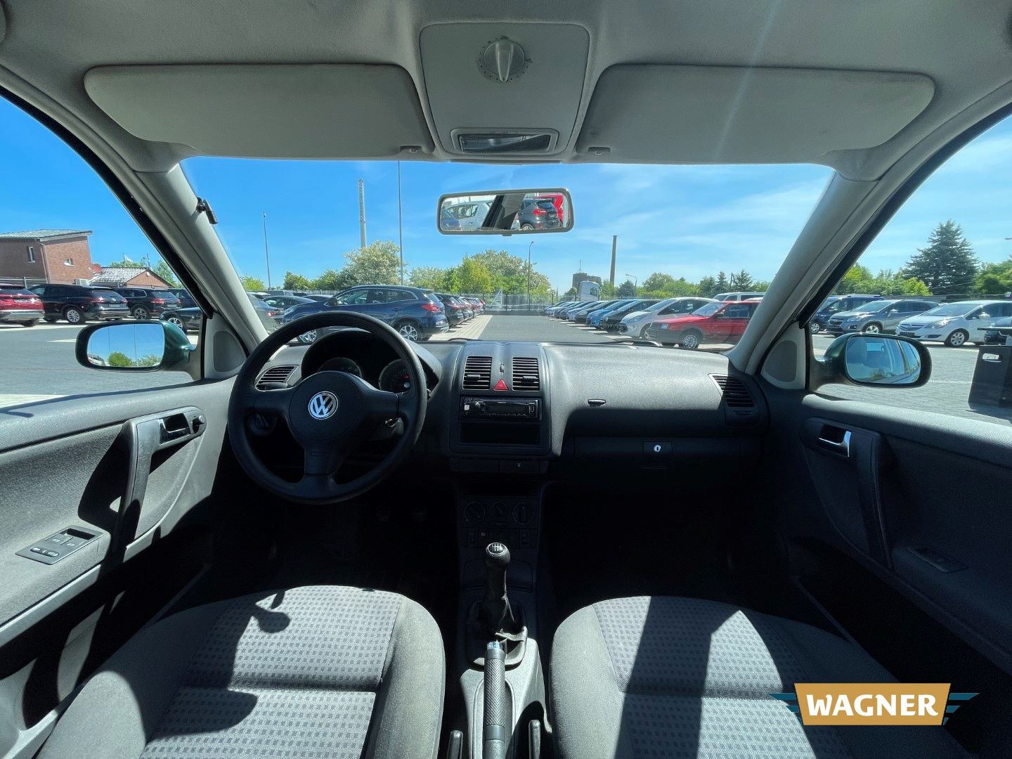 Fahrzeugabbildung Volkswagen Polo Comfortline Sitzheizung Radio Tüv Neu
