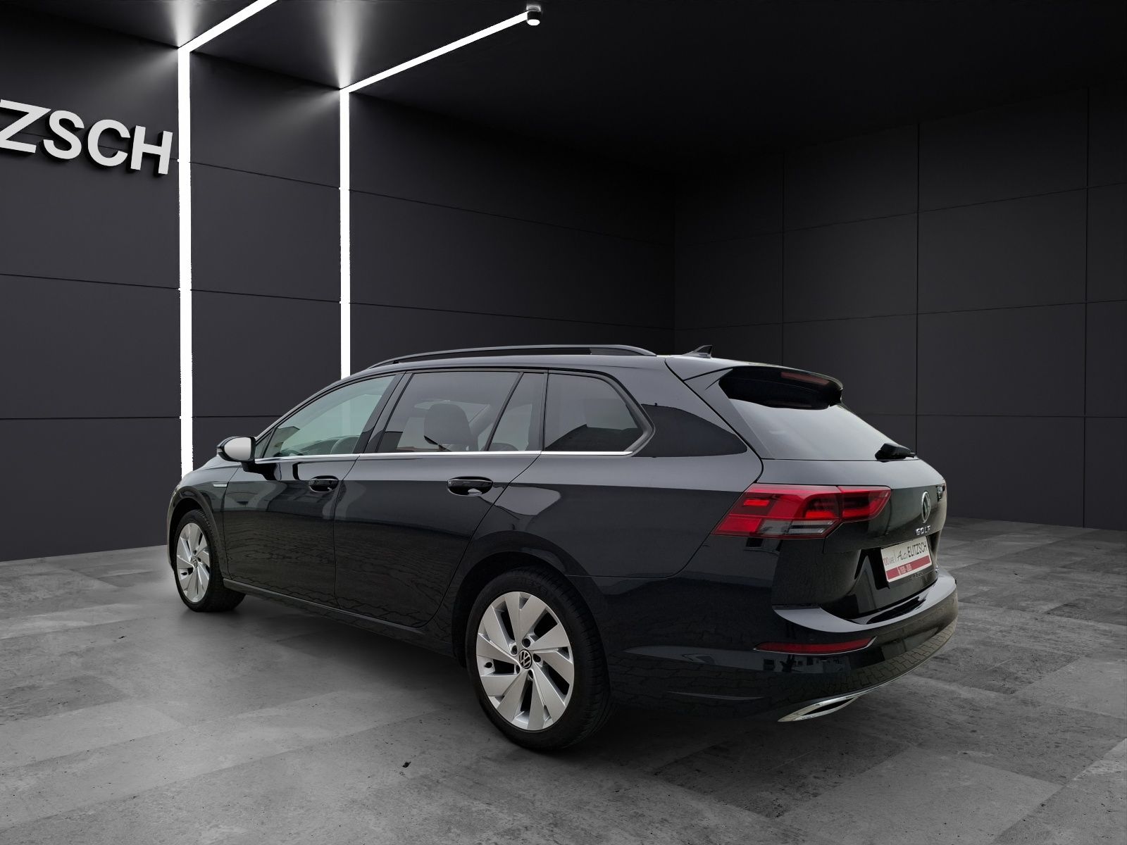 Fahrzeugabbildung Volkswagen Golf VIII Variant eTSI Style DSG LEDplus CarPlay
