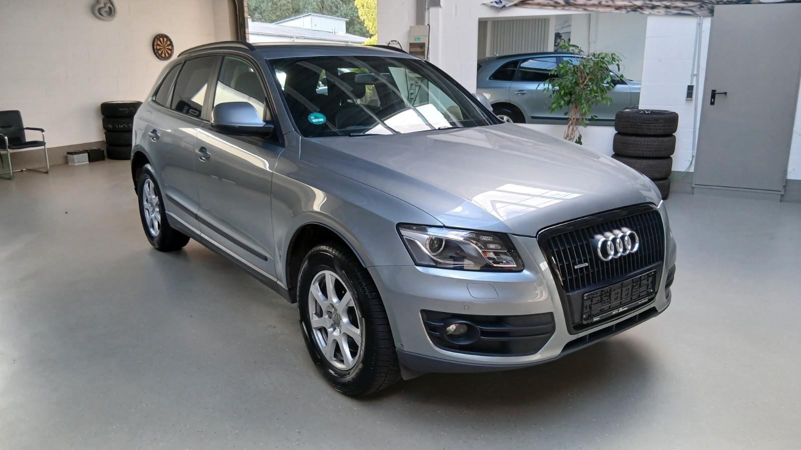 Audi Q5 3.0 TDI quattro 240 ch • S tronic • Cuir noir • Ciel Alcantara • Bi-Xénon • Attelage