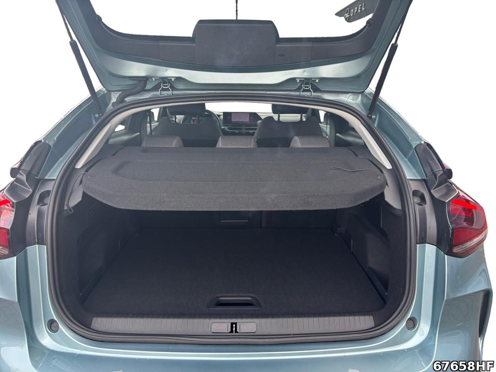 Fahrzeugabbildung Citroën C4 Shine +NAVI+SHZ+CARPLAY+KEYLESS+DAB