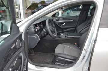 Mercedes E 220 - 4