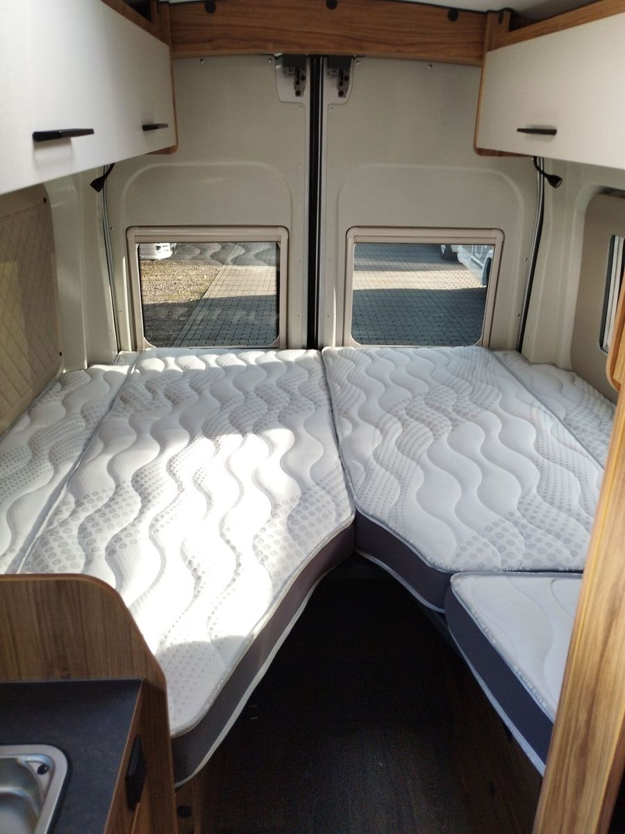 Fahrzeugabbildung Karmann Dexter 4x4 DE 570 AW Rückfahrkamera