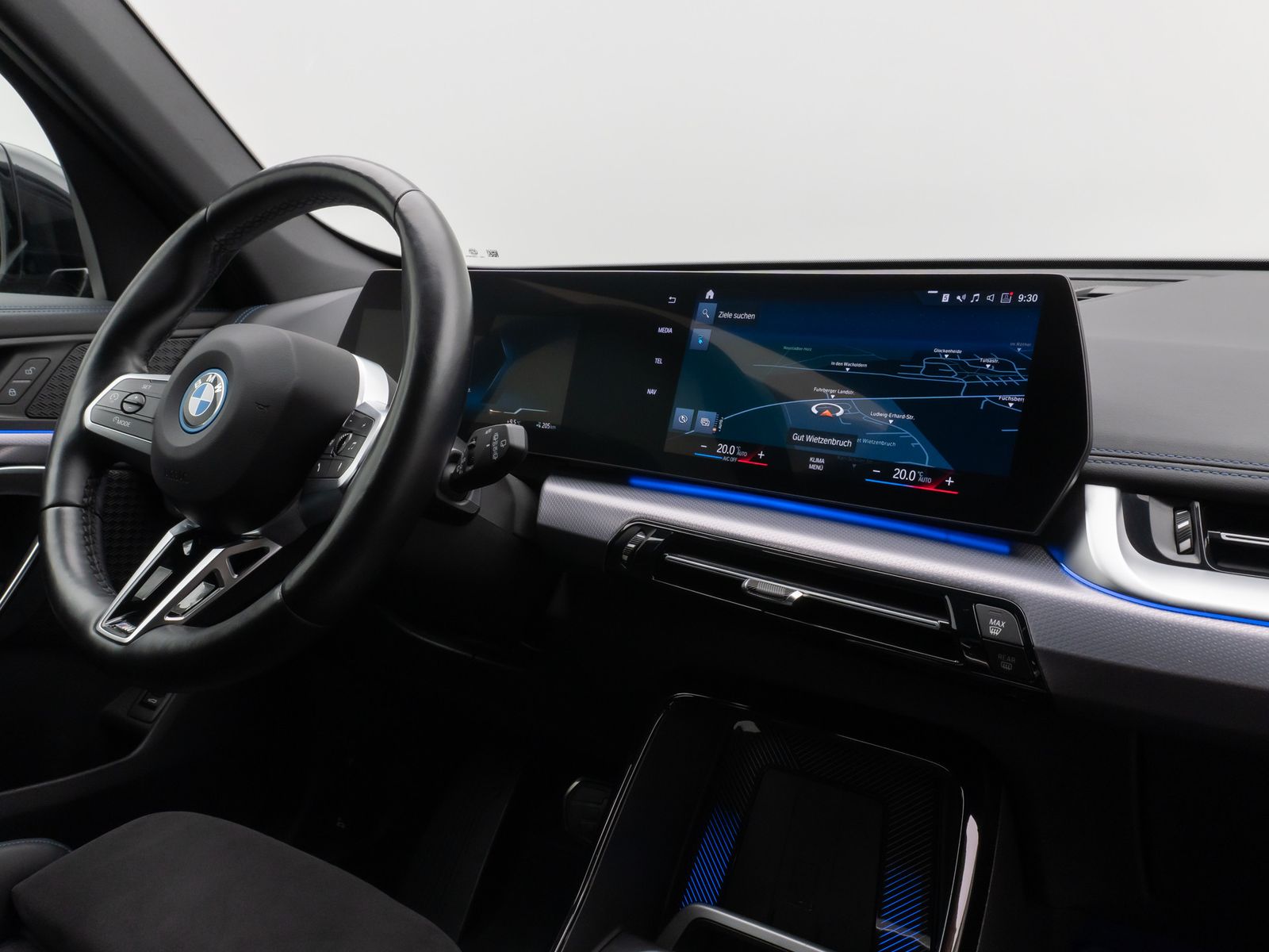 Fahrzeugabbildung BMW iX1 xD30 M Sport Kamera DAB Komfort Fernlichtass