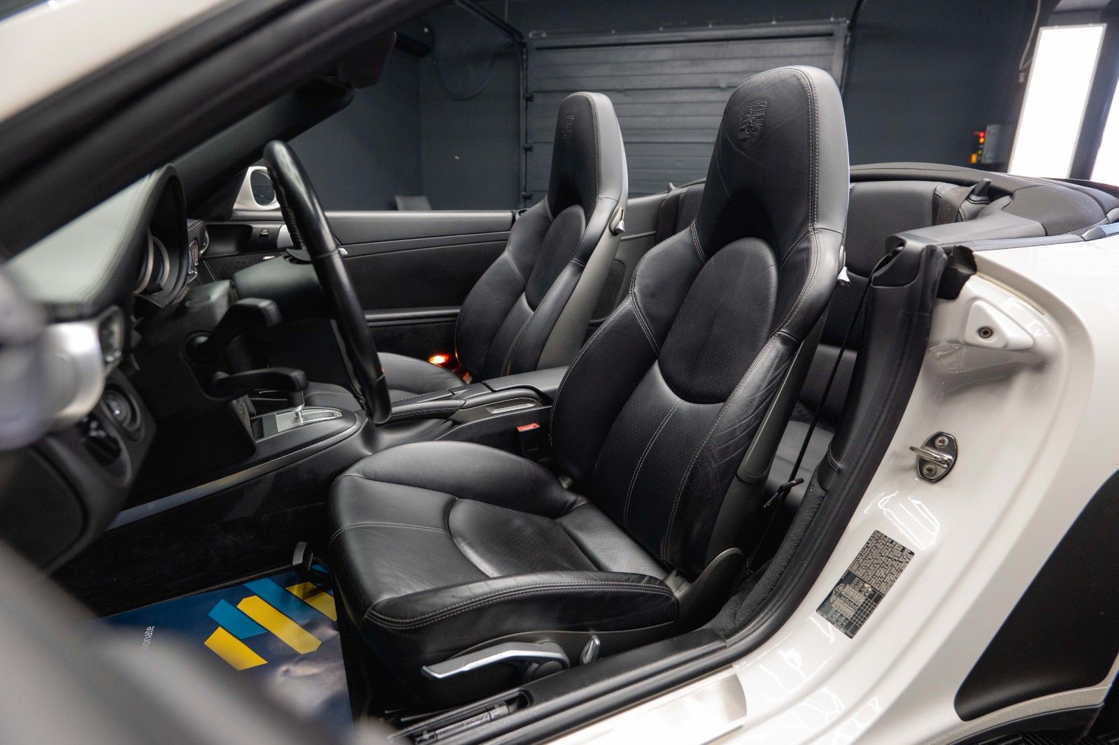 Fahrzeugabbildung Porsche 997 911 Carrera 4 S Cabrio Chrono Unfallfrei