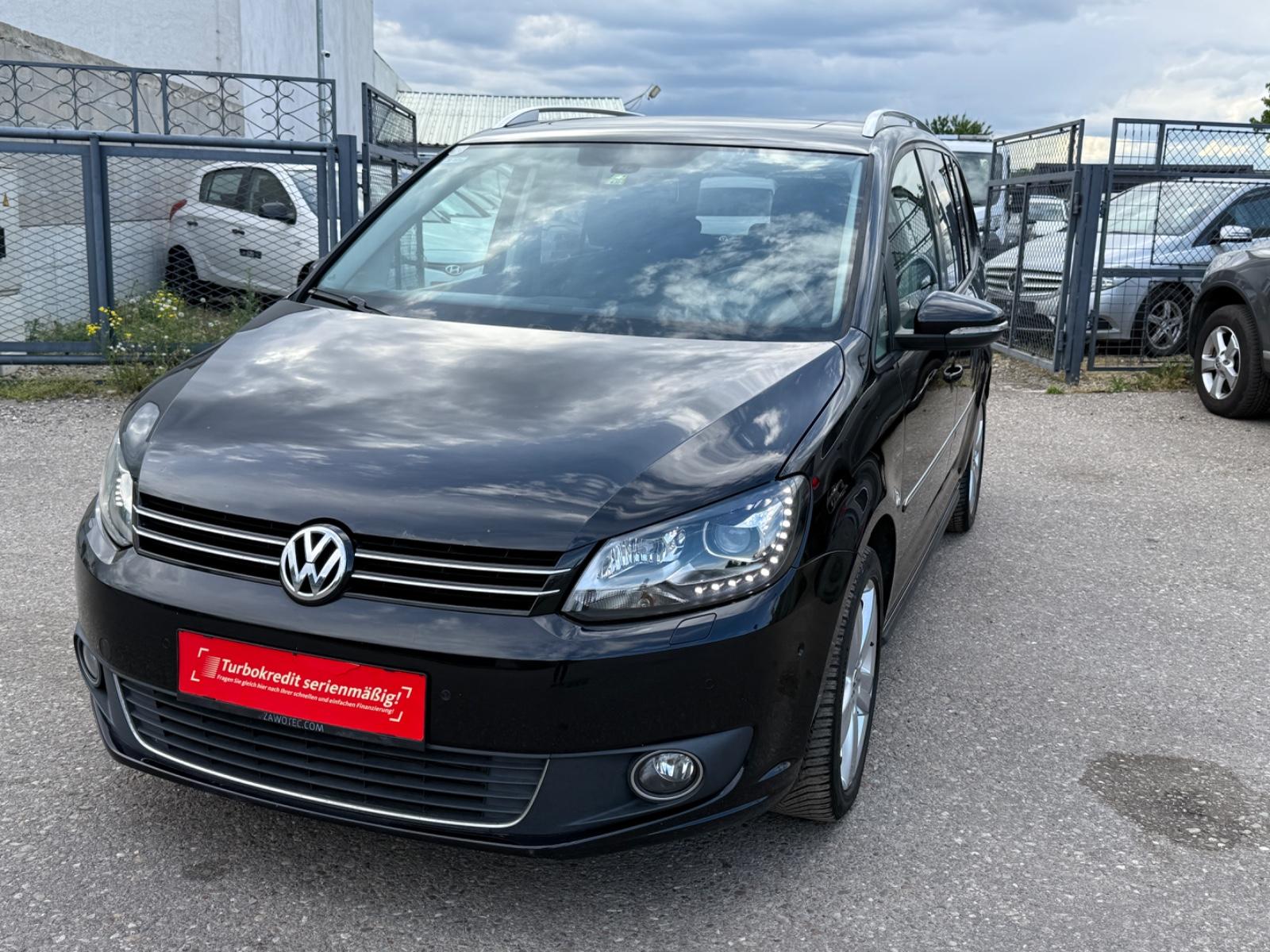 Volkswagen Touran 2.0 TDI 125 kW DSG Highline PANORAMA