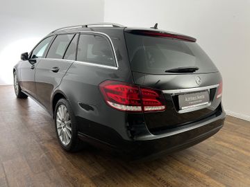 Mercedes E 200 - 5
