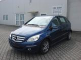 Mercedes-Benz B 180 BlueEfficiency*2.Hand*Serviceheft*SHZ*PDC* - Mercedes-Benz B 180 aus 2009