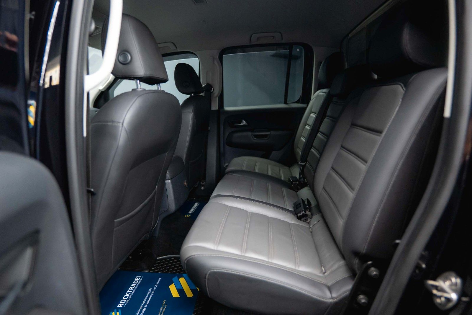 Fahrzeugabbildung Volkswagen Amarok V6 Highline 4Motion BLACK OFFROAD Edition