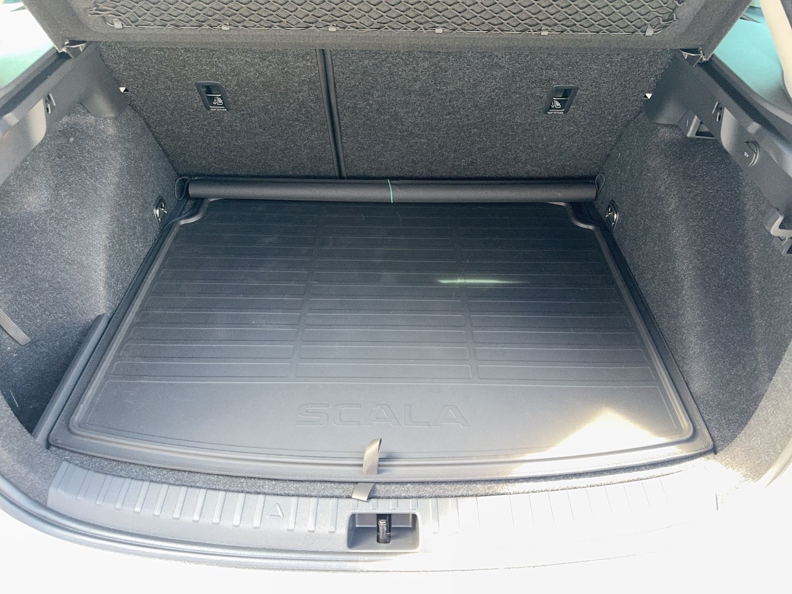 Scala Tour, 1.0 TSI Travel Assist, pACC, Matrix-