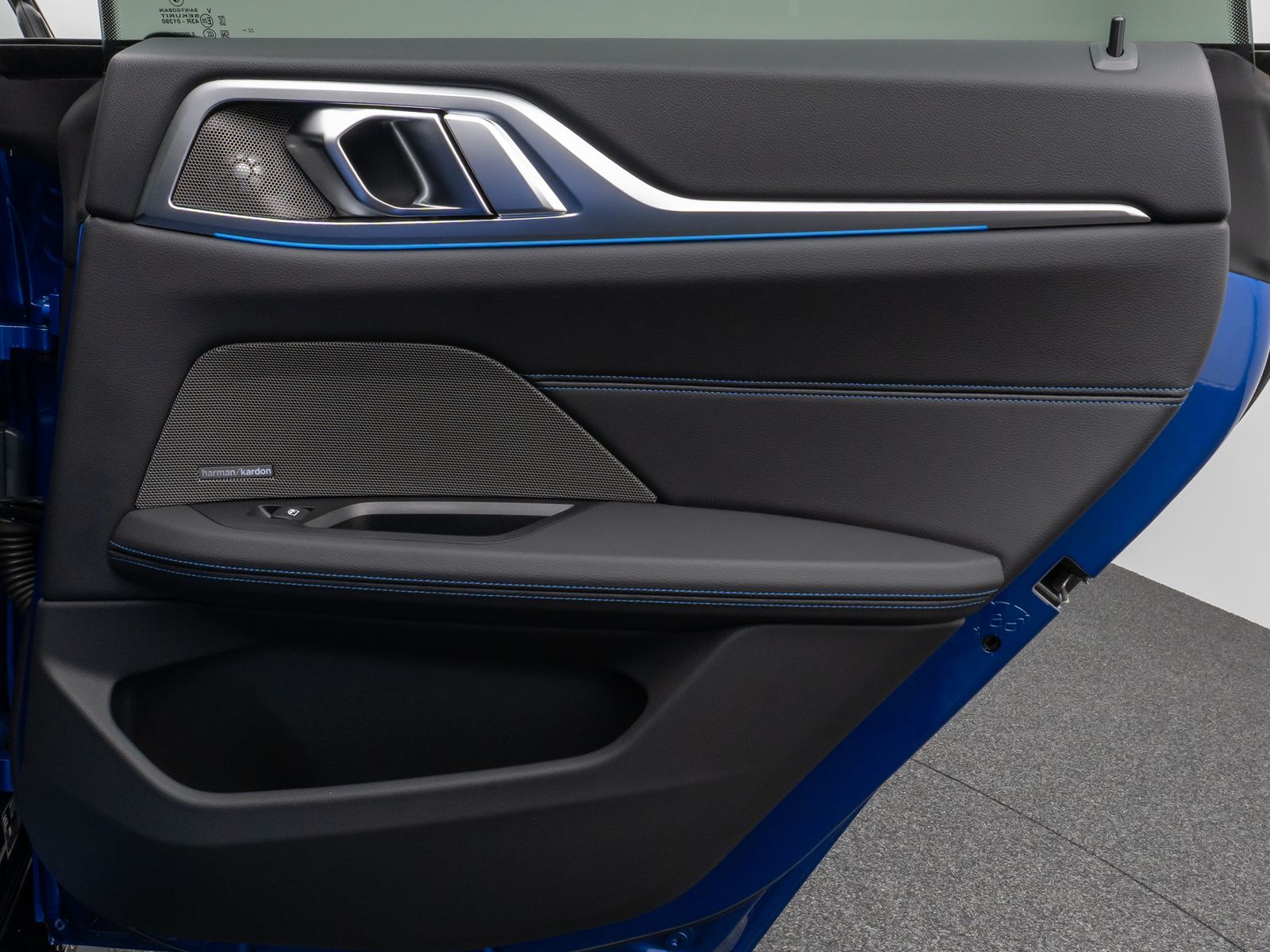 Fahrzeugabbildung BMW i4 eD40 Gran Coupé M Sport Kamera HUD DAB H/K