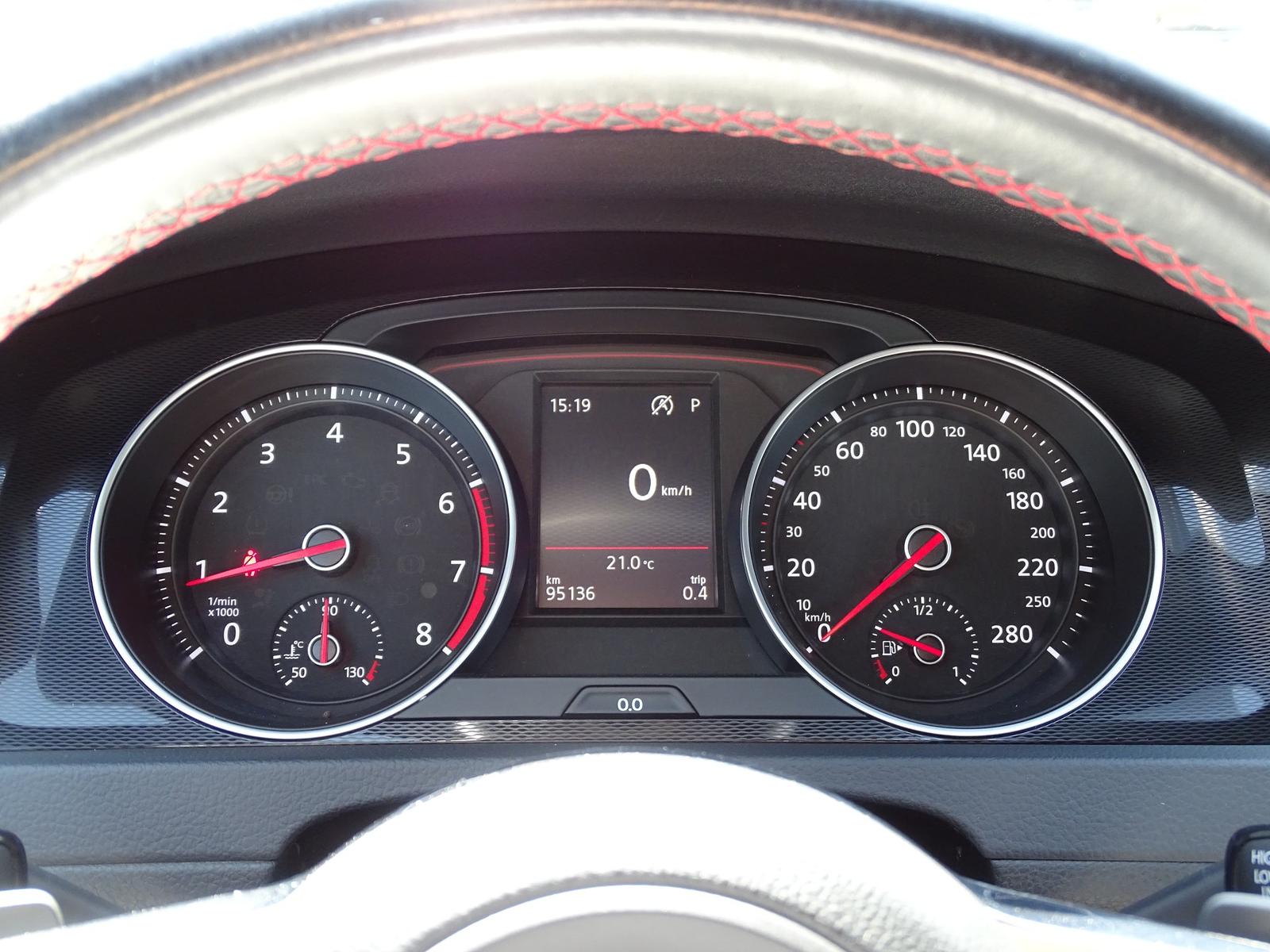 Volkswagen Golf VII 2.0 GTI BMT Bi-Xenon Dynaudio Standheiz