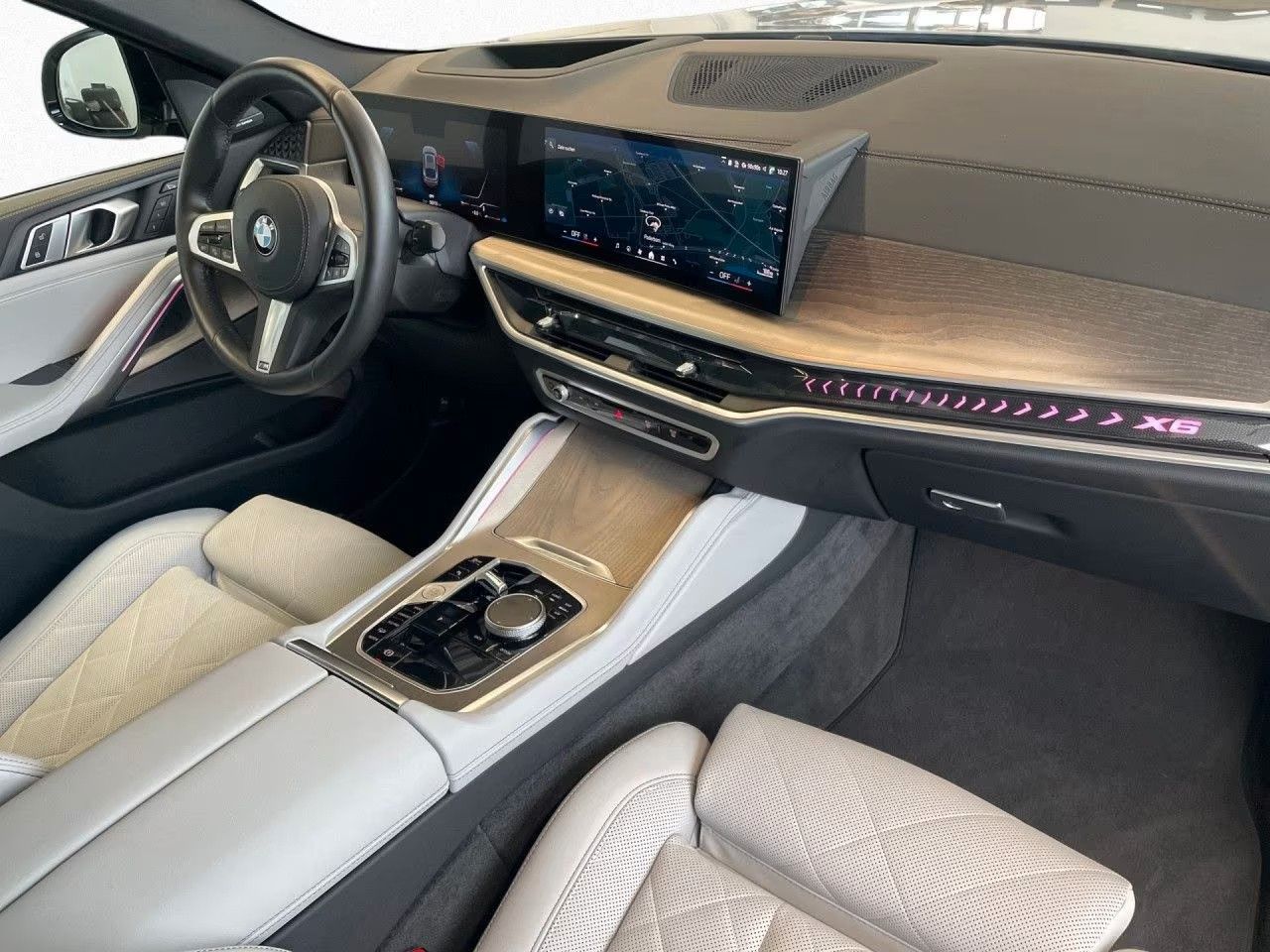 Fahrzeugabbildung BMW X6 30 d xDrive M Sport