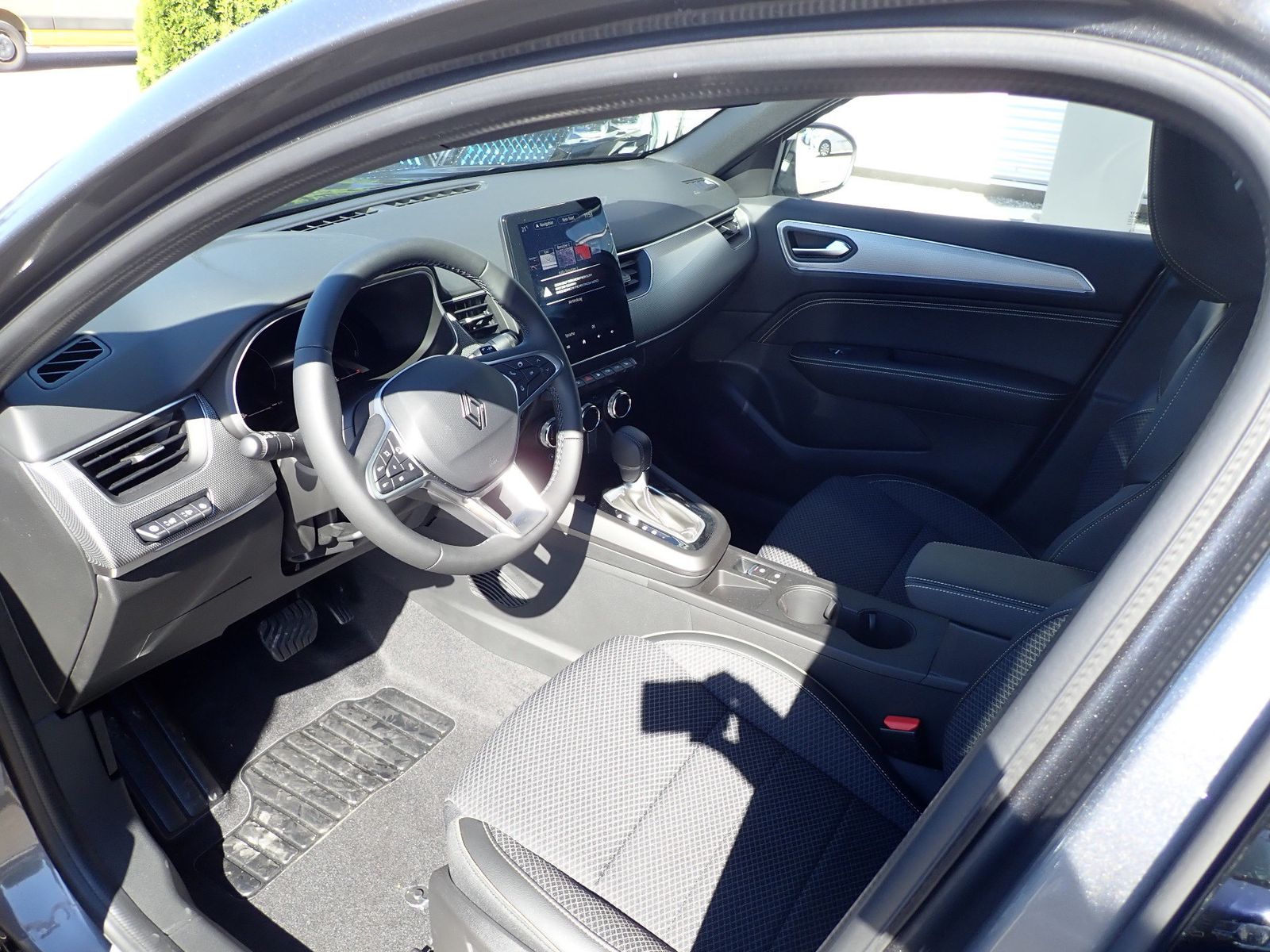 Fahrzeugabbildung Renault Arkana TECHNO Mild Hybrid 140 EDC