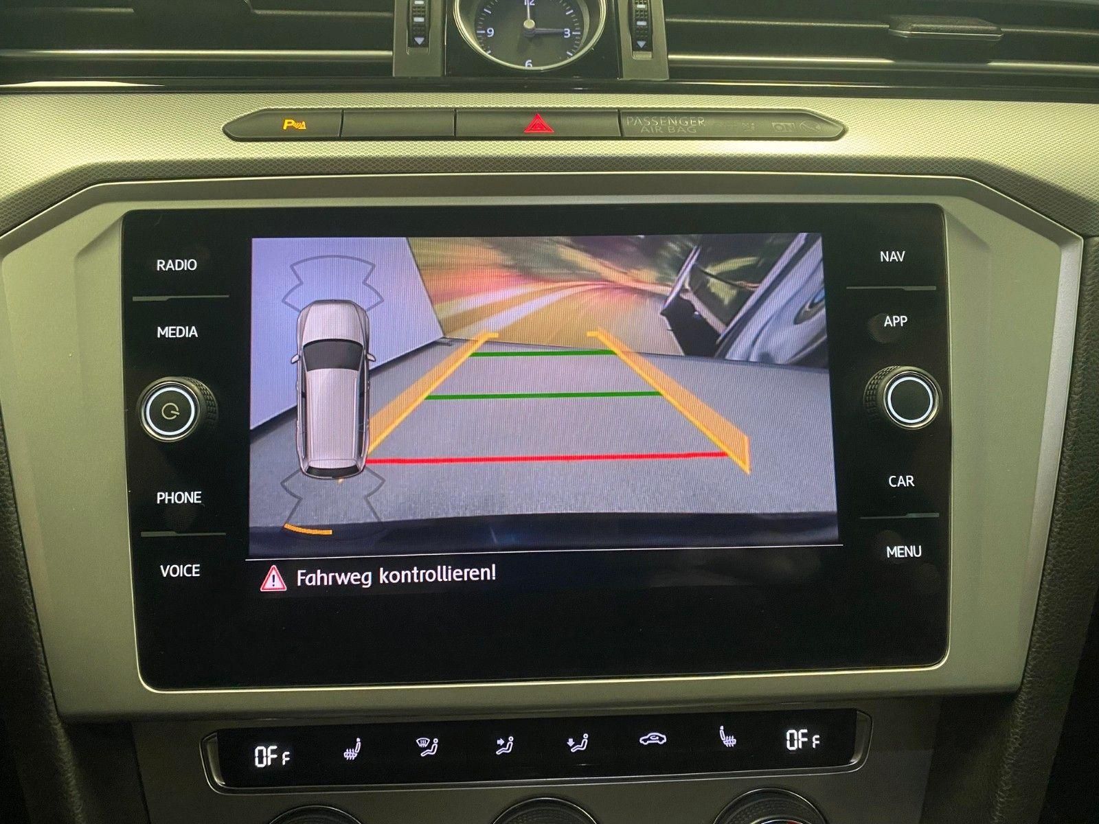 Fahrzeugabbildung Volkswagen Passat Variant 1.5 TSI OPF DSG Comfortline+NAVI+