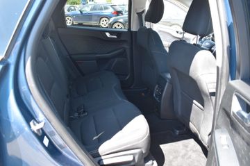 Ford Kuga - 10