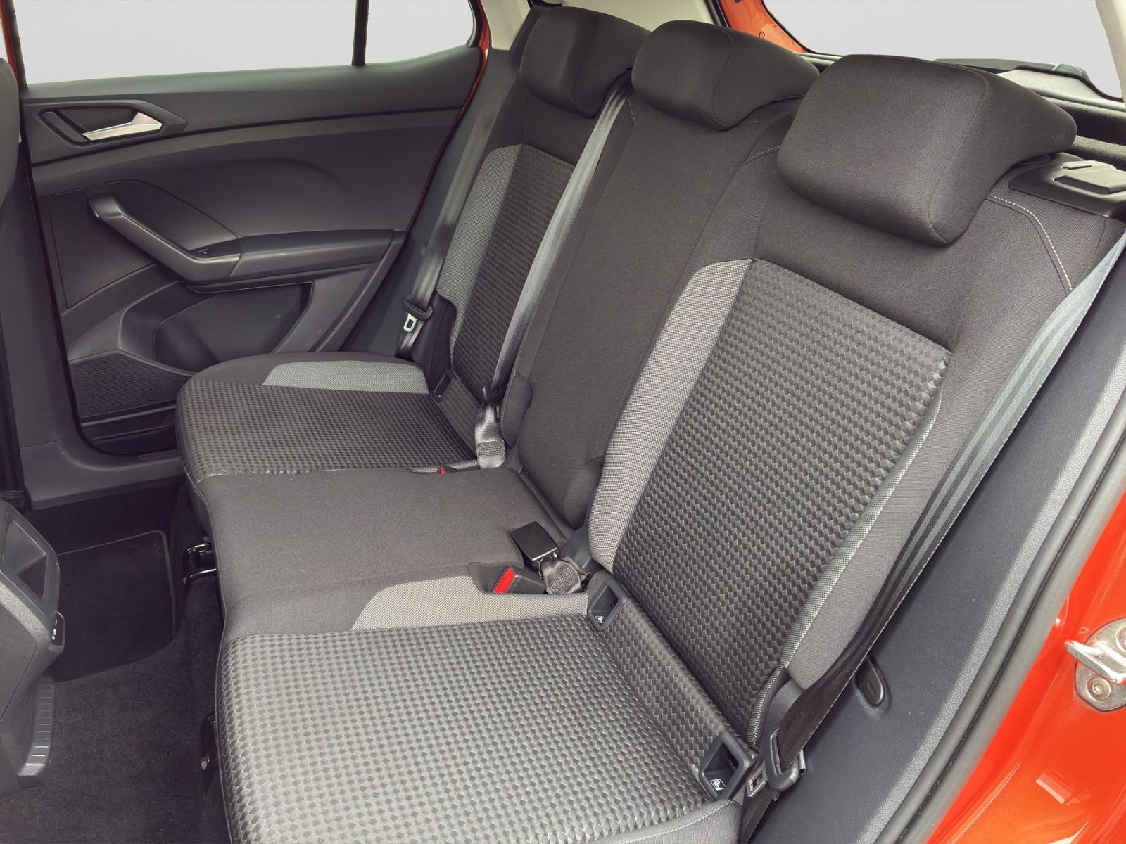 T-Cross 1.0 l TSI DSG "ACTIVE" *NAVI*LED*ACC*
