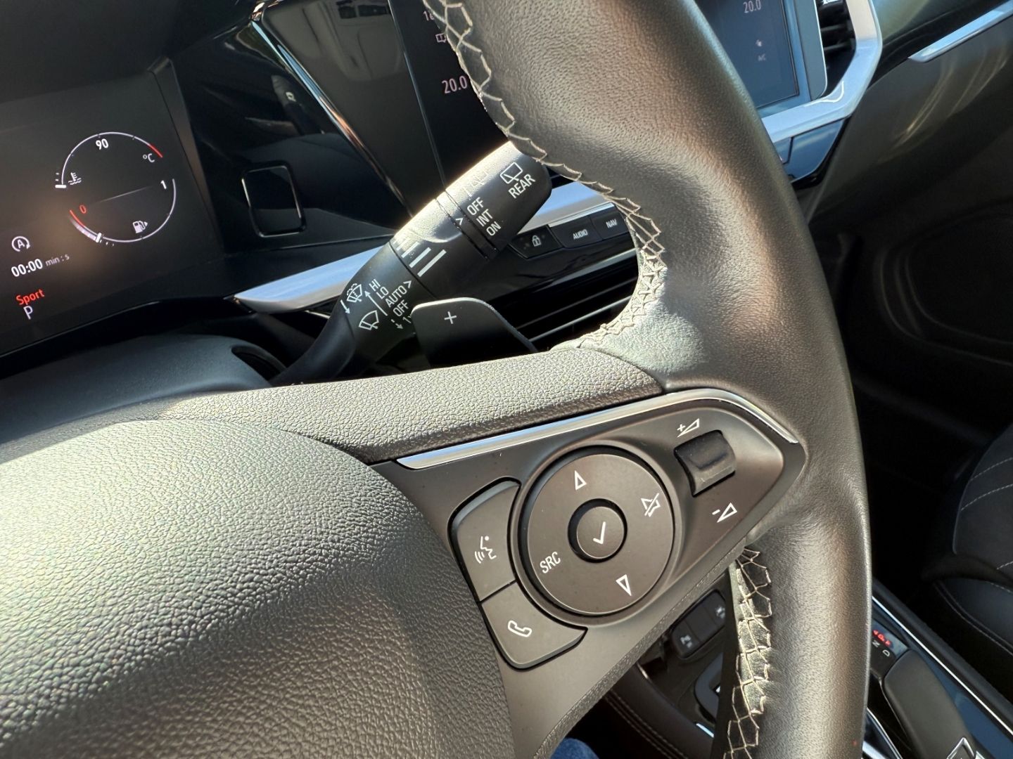 Fahrzeugabbildung Opel Grandland GS 1.5 D mit Sitzheizung+Kamera
