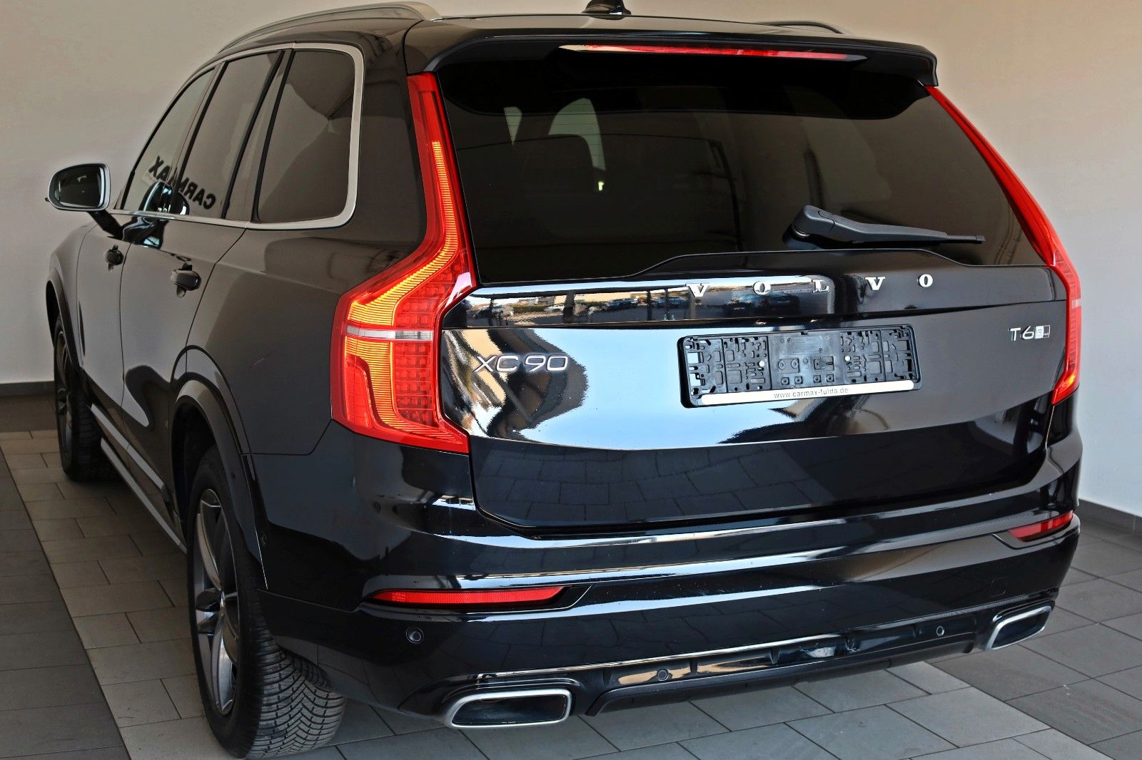 Fahrzeugabbildung Volvo XC90 R Design AWD 7 Sitzer,Leder,Navi,360°,AHK