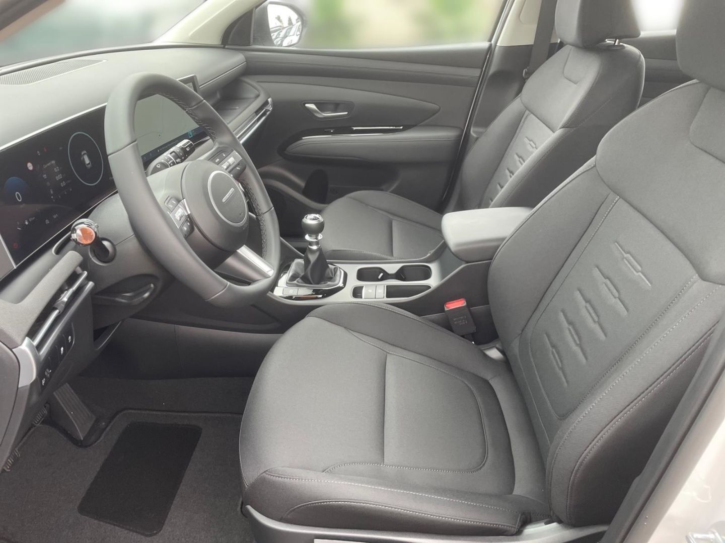 Fahrzeugabbildung Hyundai Tucson 1.6T Select 2WD Design Navi Kamera Rückfa