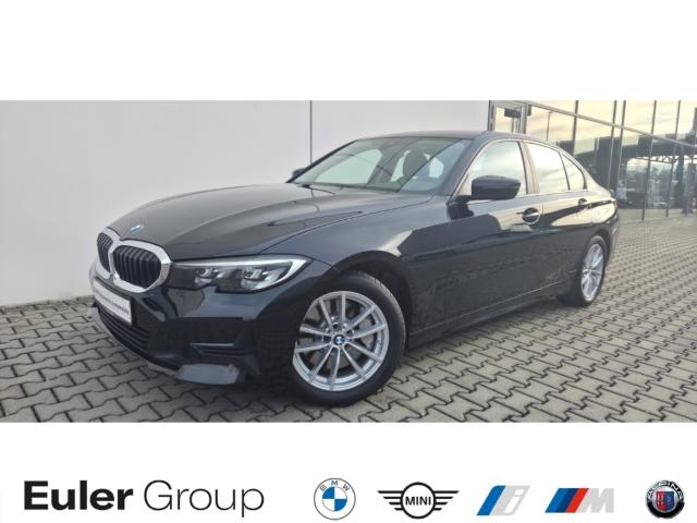 BMW 330 iA Limousine PANO Parkass LCProf SHZ SportSi