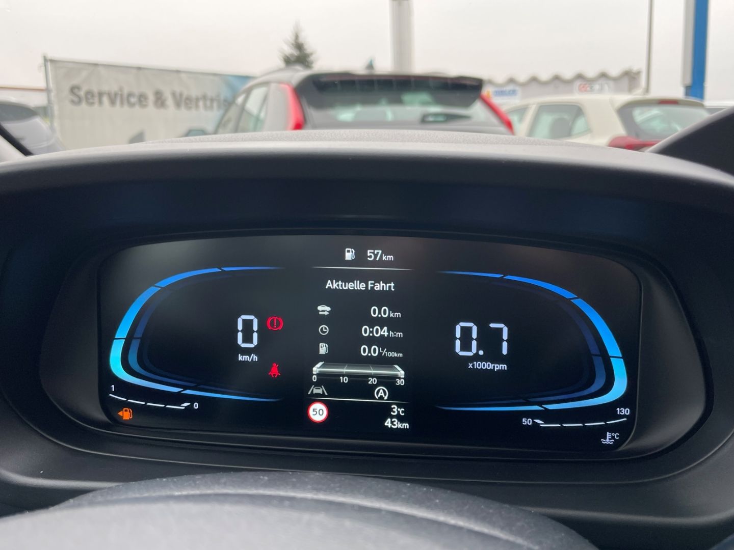 Fahrzeugabbildung Hyundai i20 Select Verkehrszeichenerk SpurhalteAss Navi