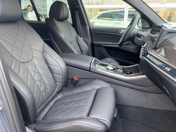 BMW X5 xDrive30d M Sportpaket Gestiksteuerung DAB