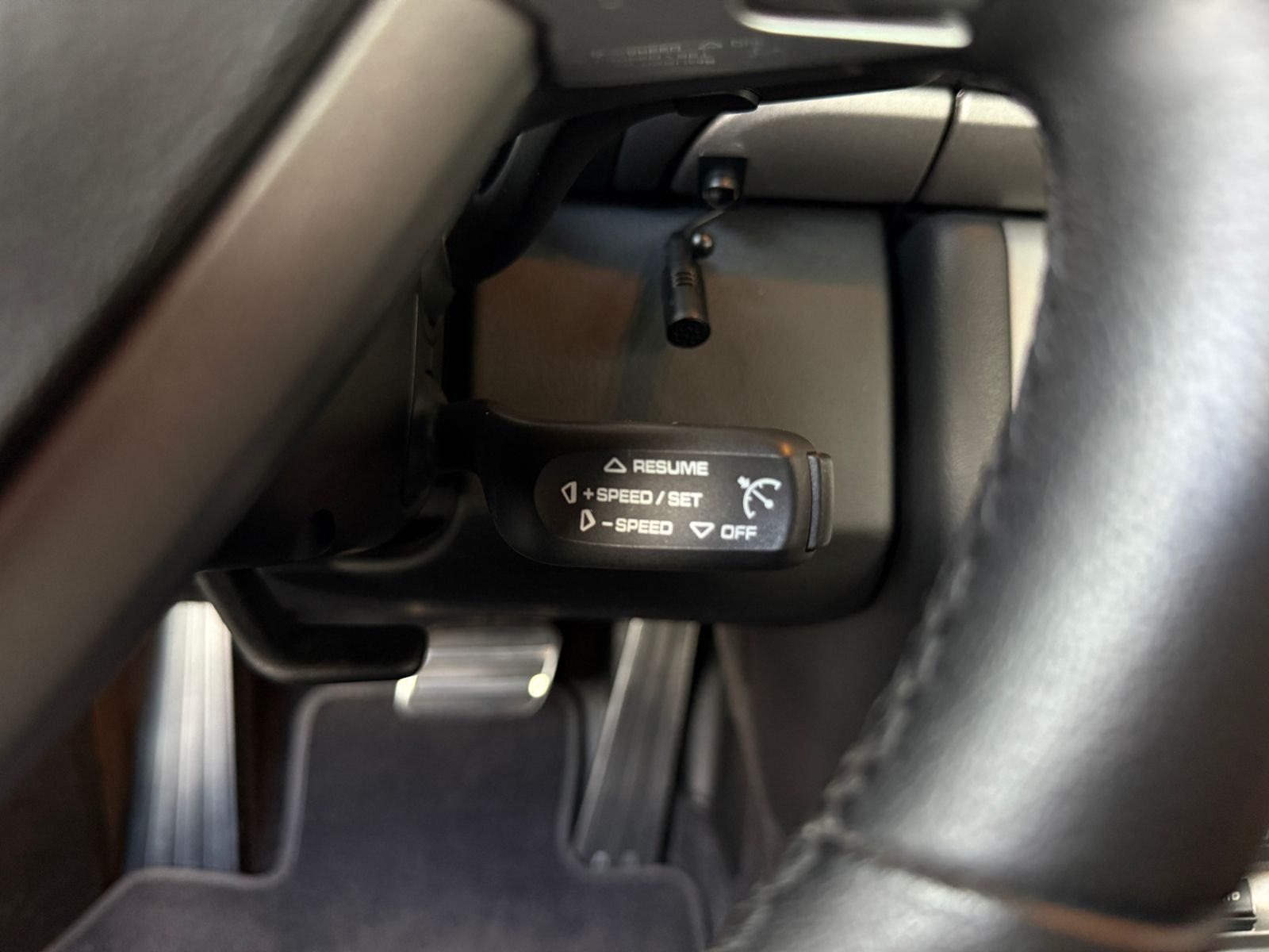Fahrzeugabbildung Porsche Cayman RFK XENON NAVI ALU