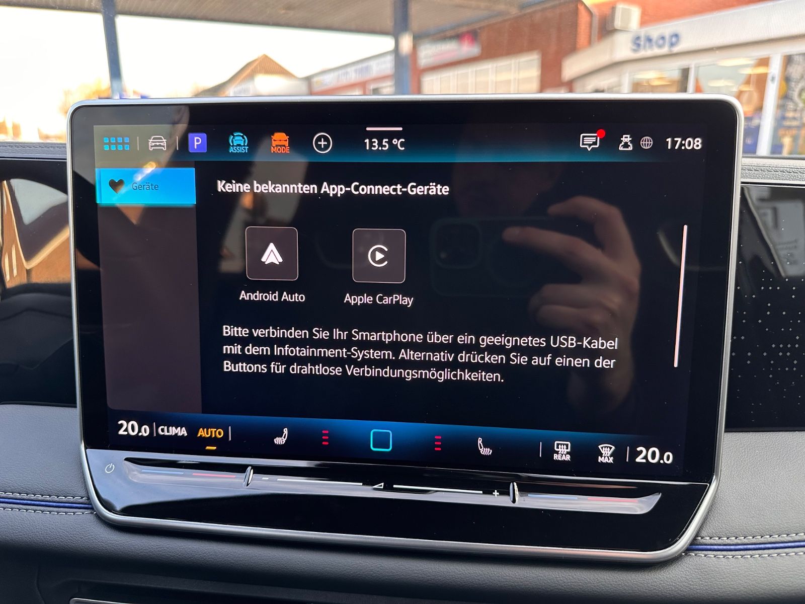 Fahrzeugabbildung Volkswagen Tiguan R-Line 1.5 eTSI AHK/Matrix/Navi/APP/ACC